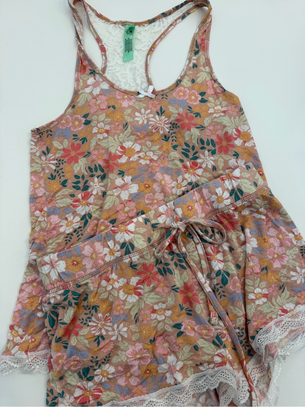 Honeydew racer back lace trimmed floral short pjs set size small